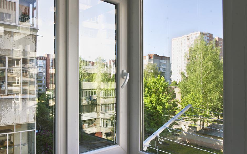tarif fenetre double vitrage Louvres